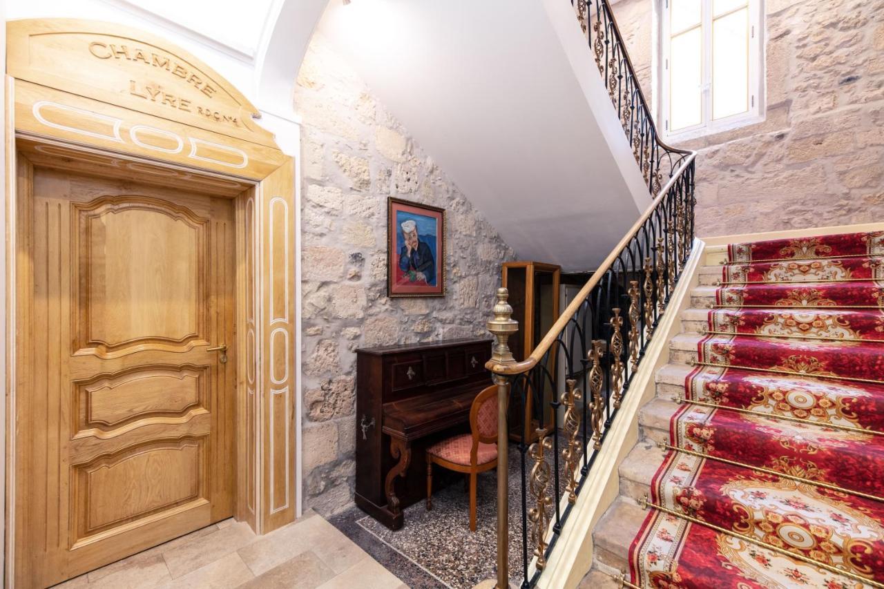 Chambre A Baldaquin Maison De L'Eglise Du Couvent Narbonne Exteriör bild